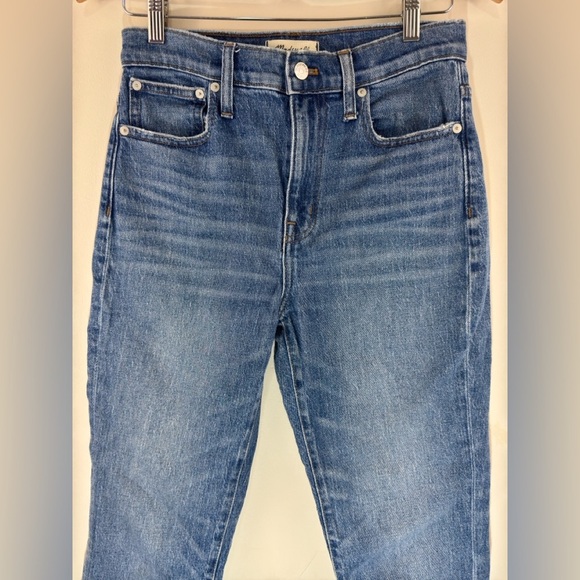 Madewell The High Rise Slim Crop Boyjean in Lavern Wash - Picture 6 of 16
